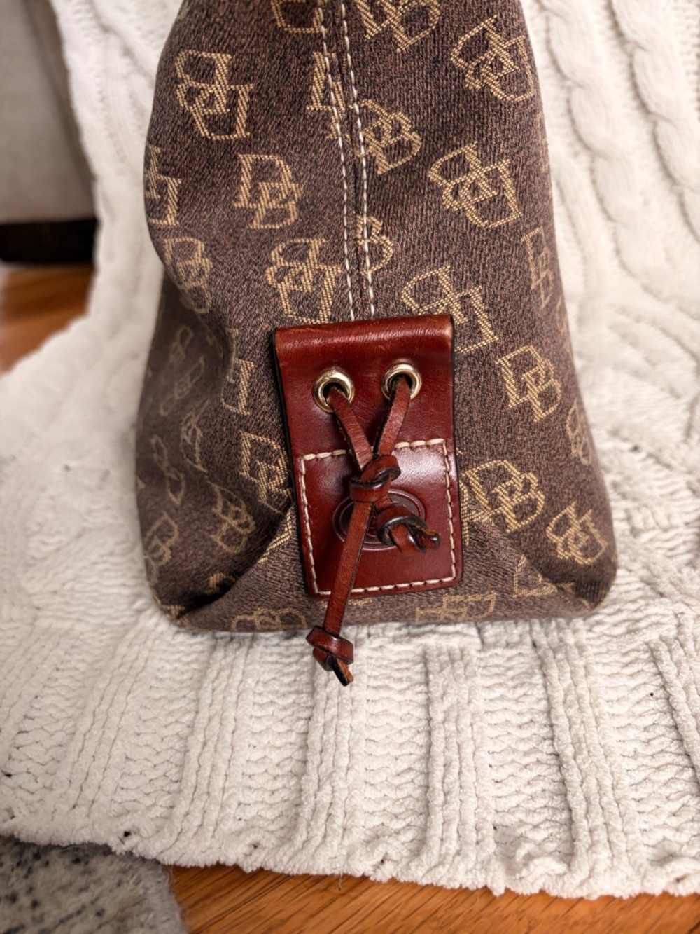 Dooney & Bourke Brown Signature Shoulder Bag with Dark Brown Trim - Picture 7 of 11